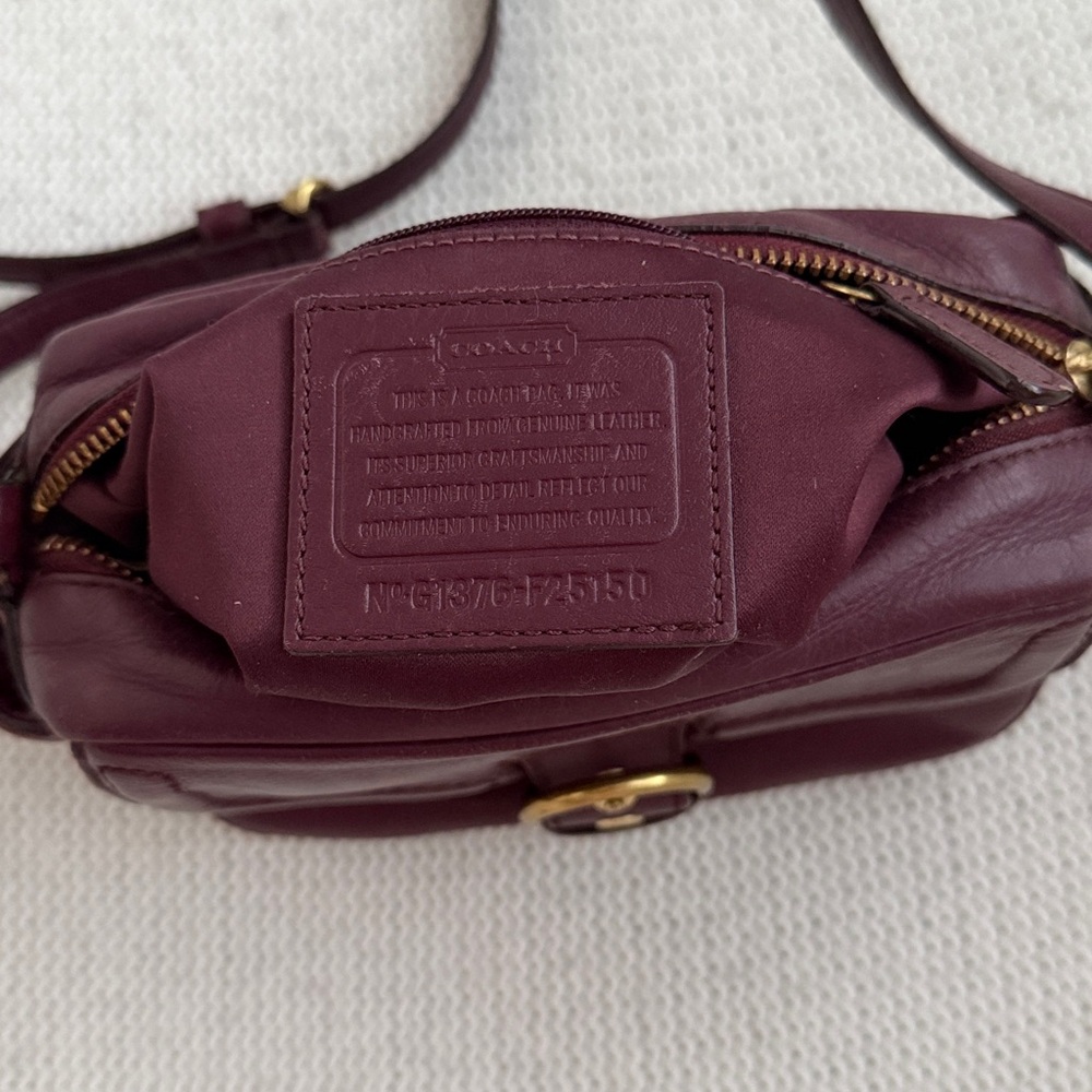 Vintage COACH Burgundy Leather Crossbody Bag - Picture 5 of 13
